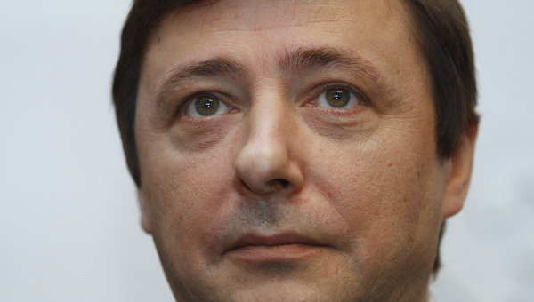 Александр Хлопонин
